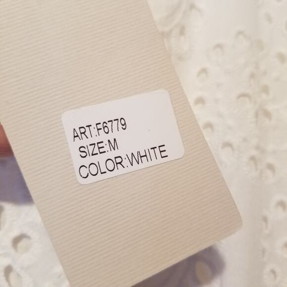 NWT lungo l'arno white eyelet mini dress Made in Italy f6779 Size Medi - Picture 3 of 9